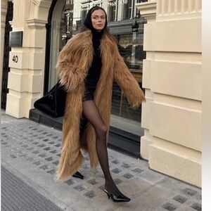 NWT Zara  Limited Edition Faux Fur Long Coat in Camel Brown Size S